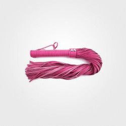 rouge_pink_leather_flogger